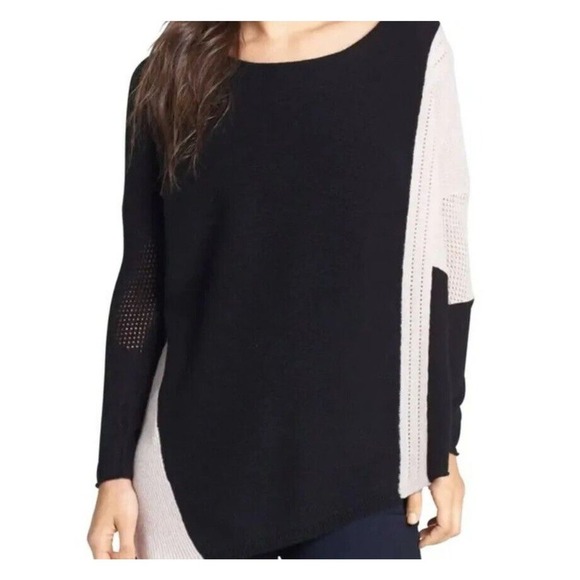 Velvet By Graham & Spencer Black Beige Asymmetrical Cashmere Sweater Size S - Picture 1 of 9